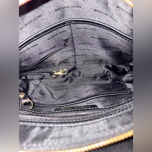 Michael Kors Mercer Gallery Medium Leather Satchel Tote Black Gold Lock Charm - Picture 15 of 16